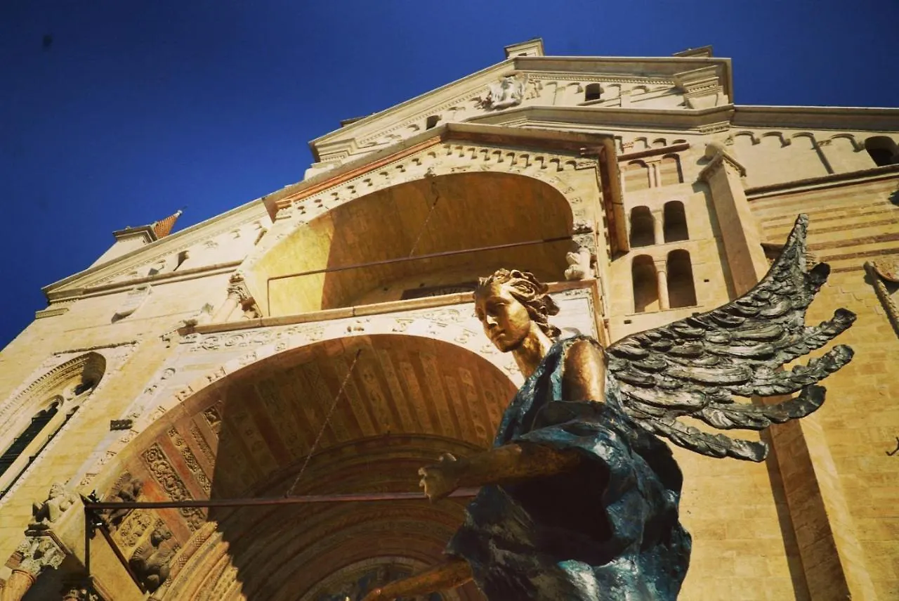 Garden Of Eden - Apartments In Verona
