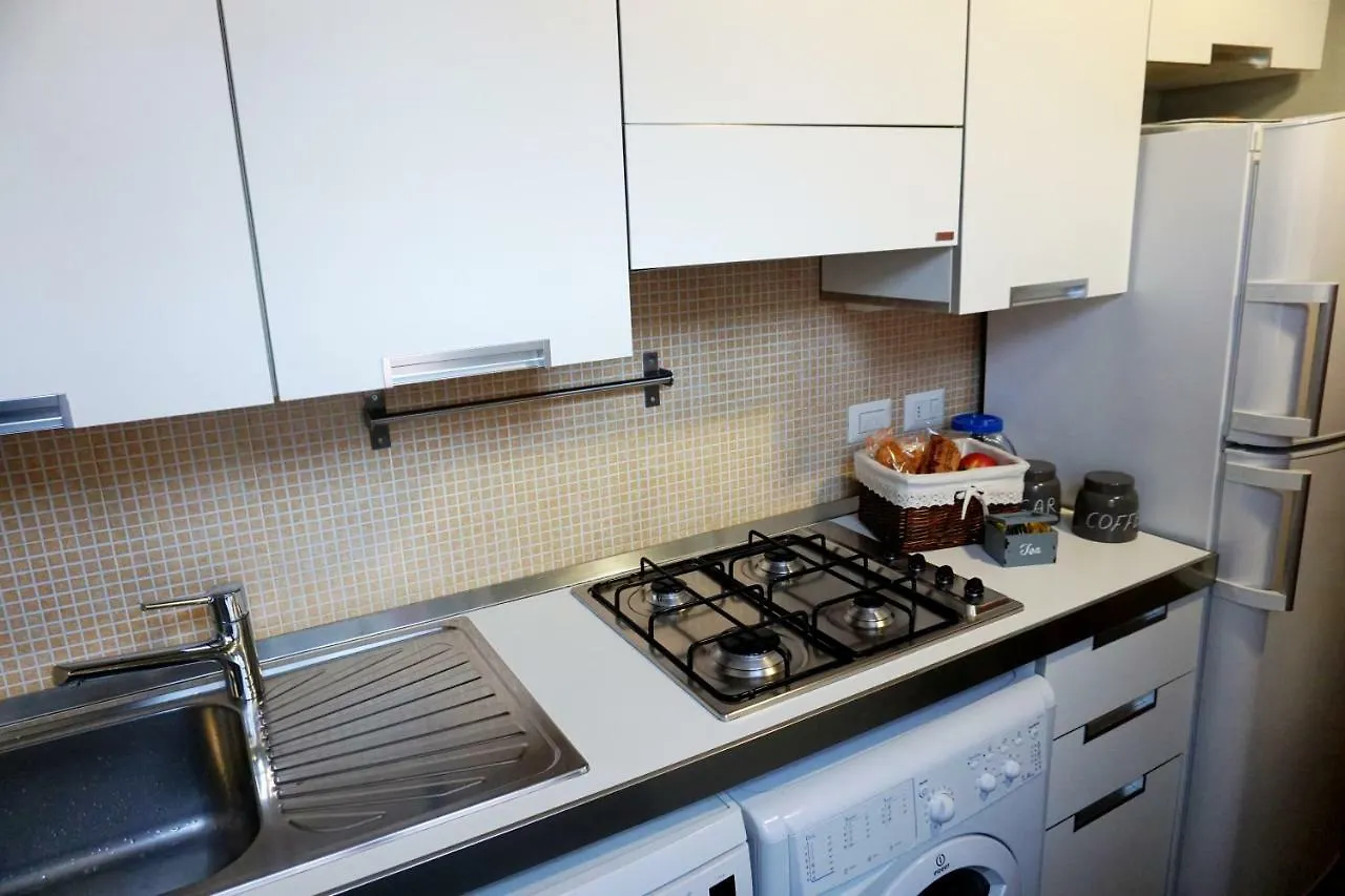 Garden Of Eden - Apartments In Верона Италия