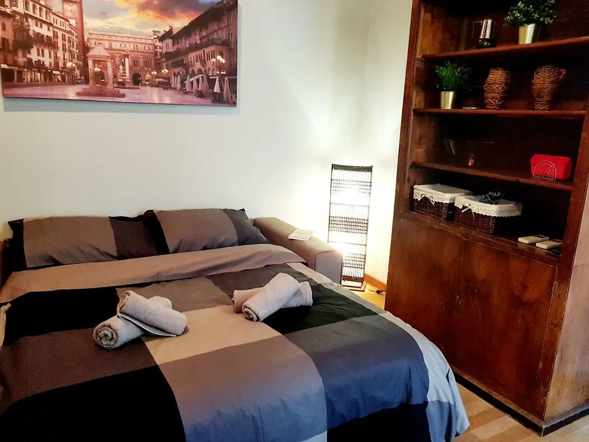 Garden Of Eden - Apartments In Verona 0*,  Italia